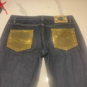 Rare to find gorgeous Just Cavalli luxury model.
Size 27/41
Made in Italy. WOWWW